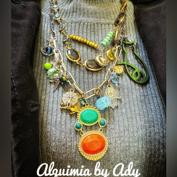 Layered colorful charms necklace - Picture 3 of 5